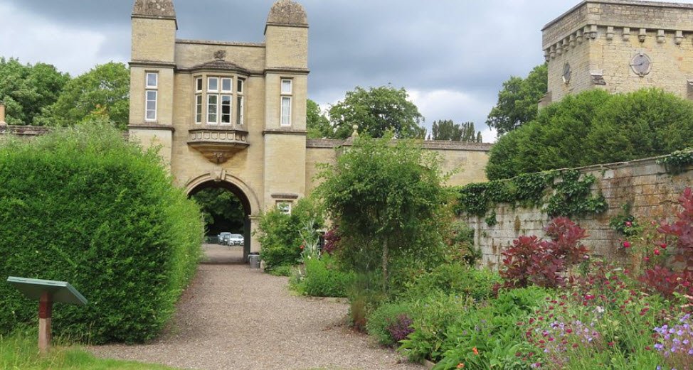 Easton Gardens , , United Kingdom